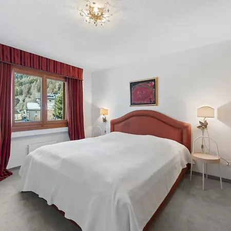 Corvatsch 1/5 Appartement *