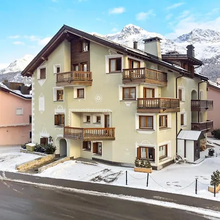 Corvatsch 1/5 公寓 *